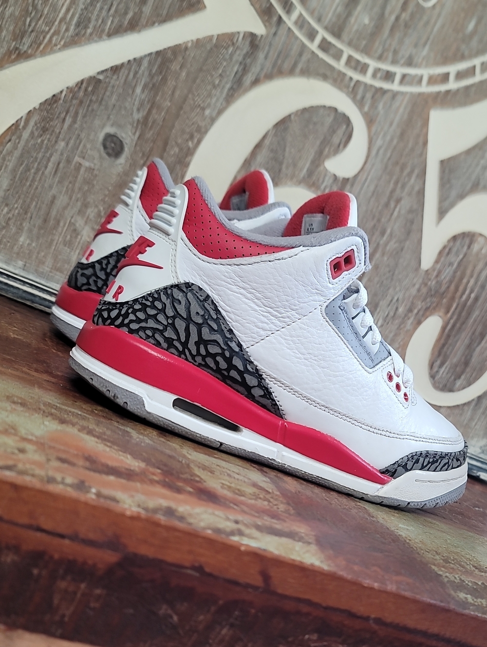 Nike Air Jordan 3 Retro 'Fire Red' Wmns 6 Good/Fair Condition. Fast Shipping - Picture 3 of 16